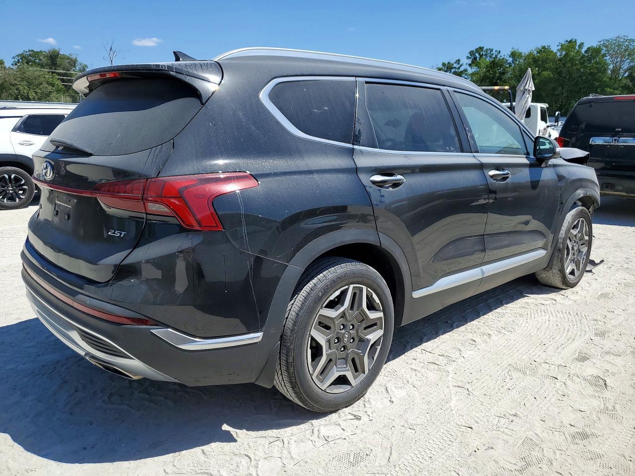 2022 Hyundai Santa Fe Limited - Фото 3