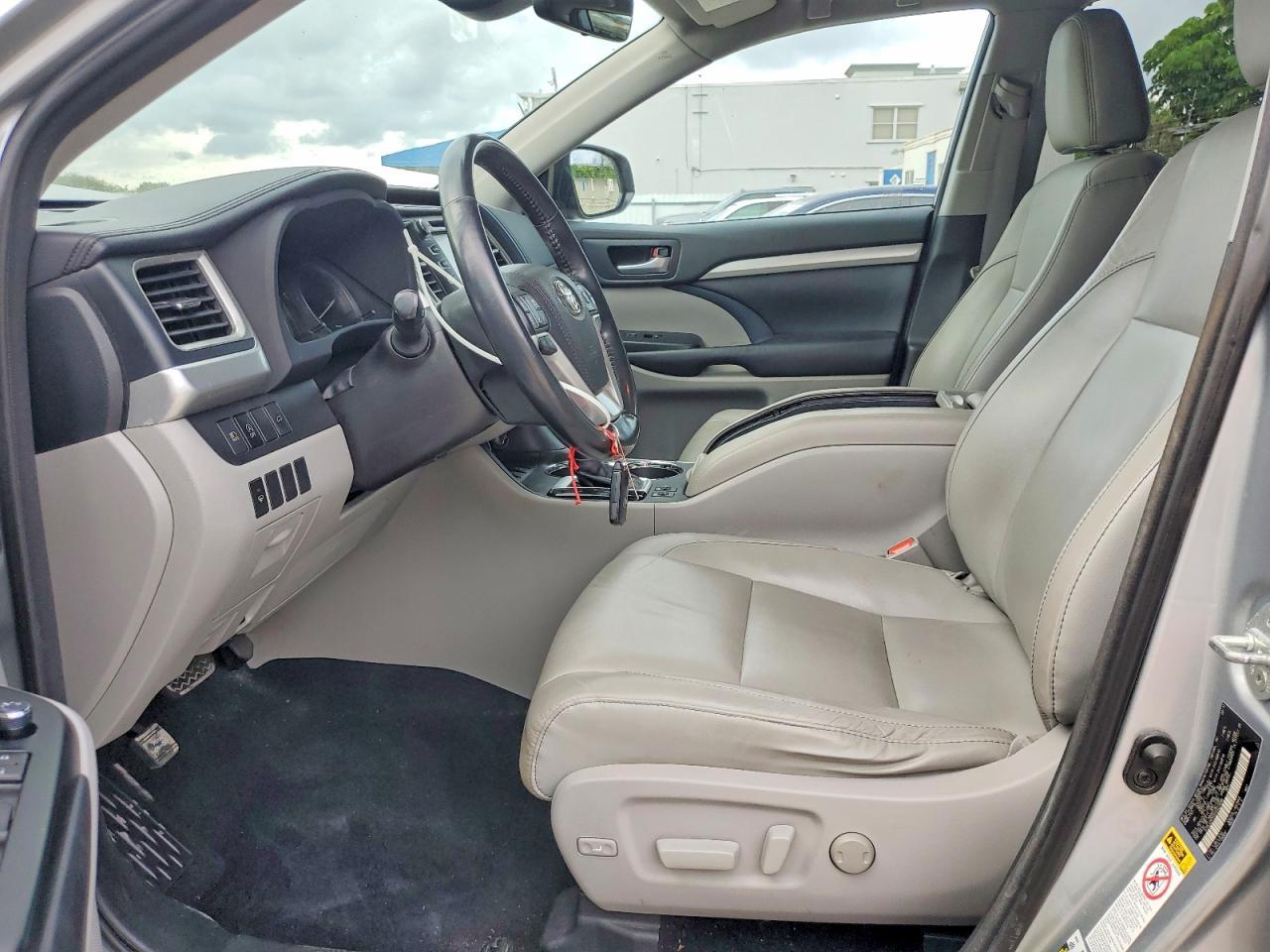 2017 Toyota Highlander Xle - Фото 7