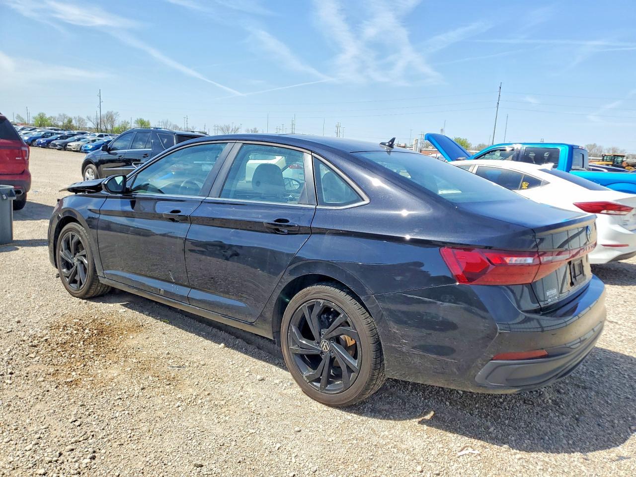 2025 Volkswagen Jetta Se - Фото 2