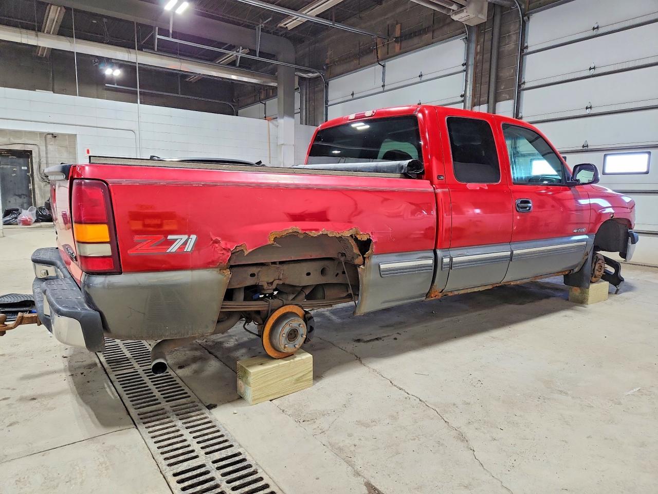 2000 Chevrolet Silverado K1500 - Фото 3