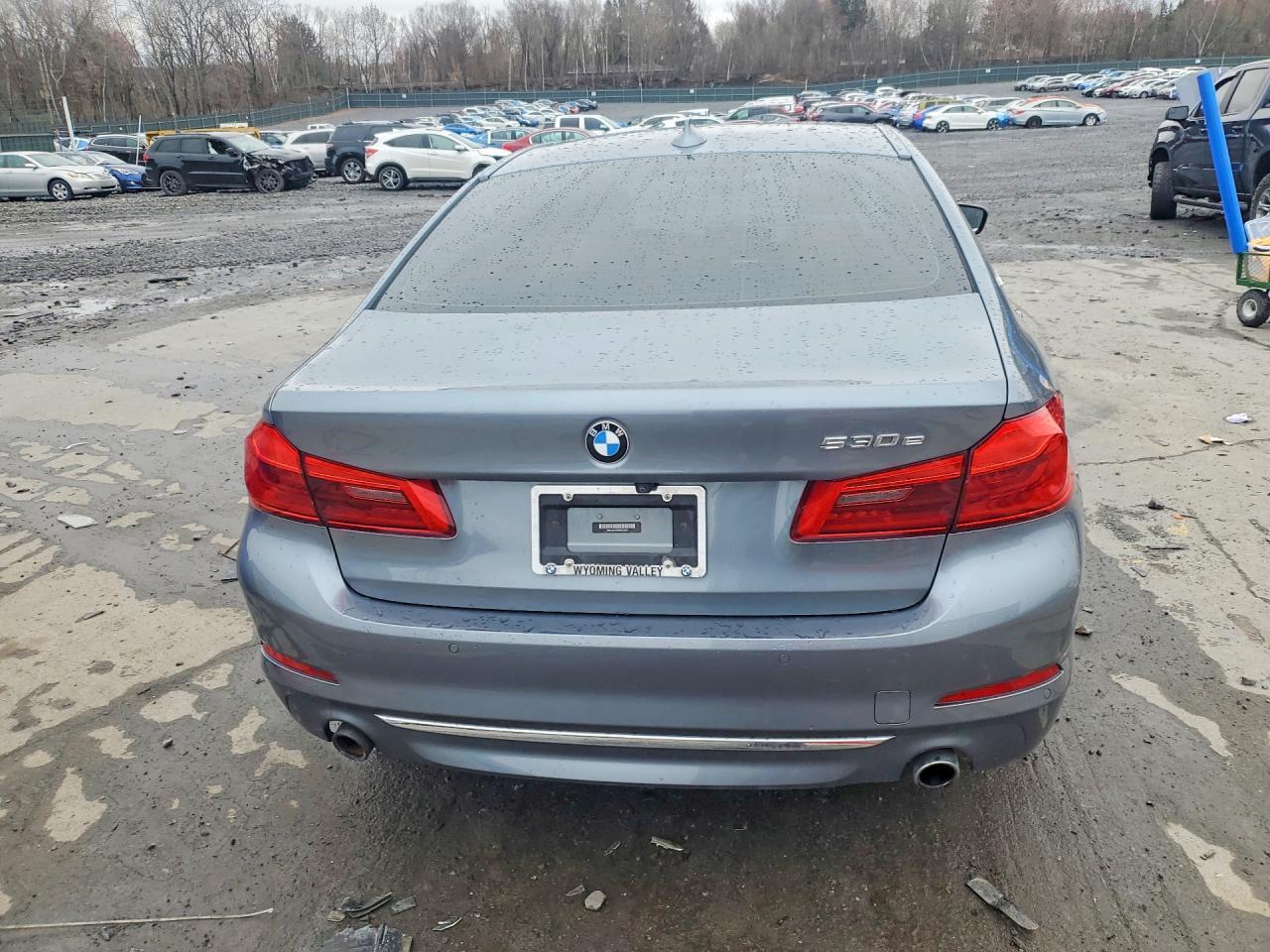2019 BMW 530Xe - Фото 6