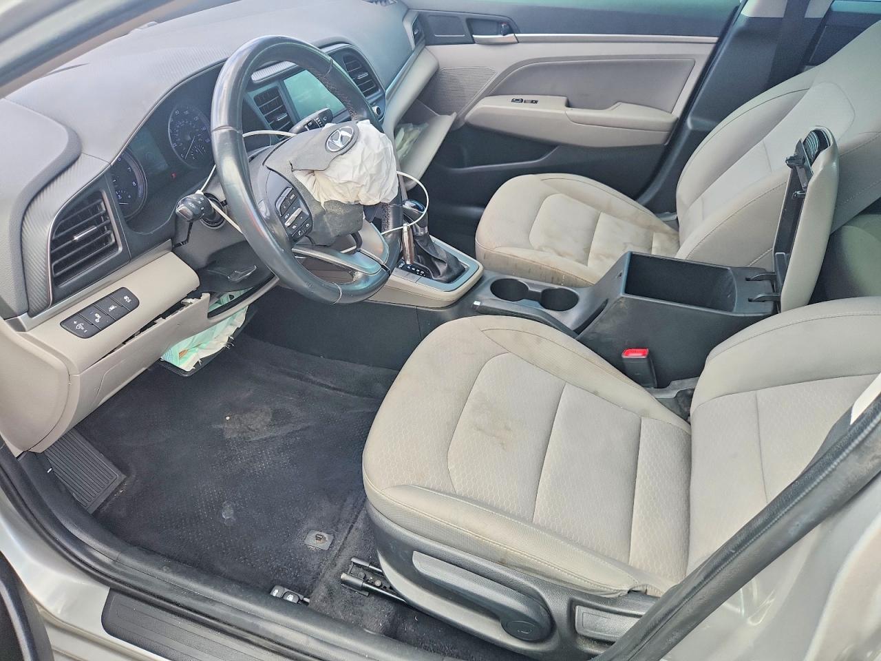2020 Hyundai Elantra Value Edition - Фото 7