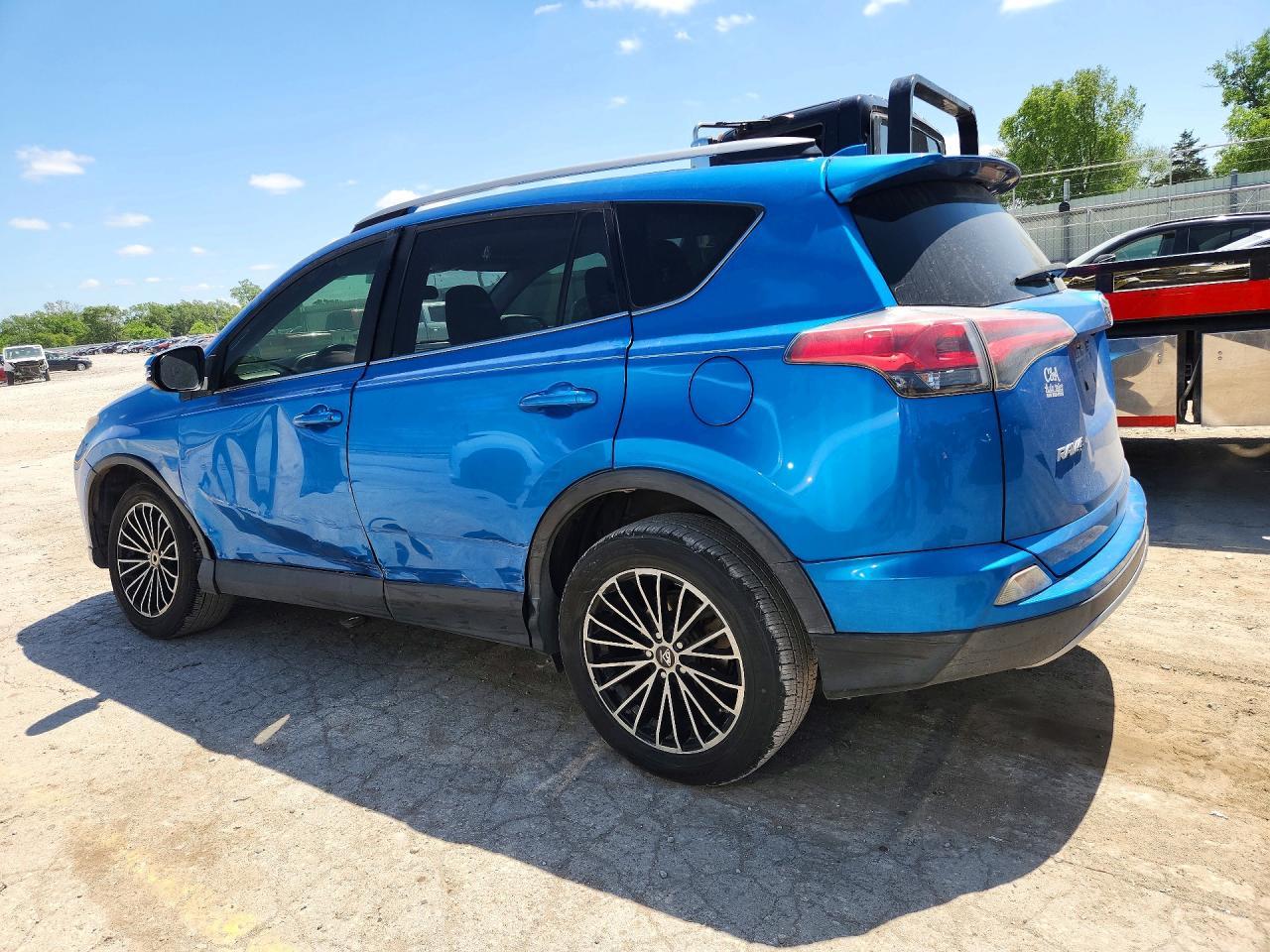 2017 Toyota Rav4 Xle - Фото 2