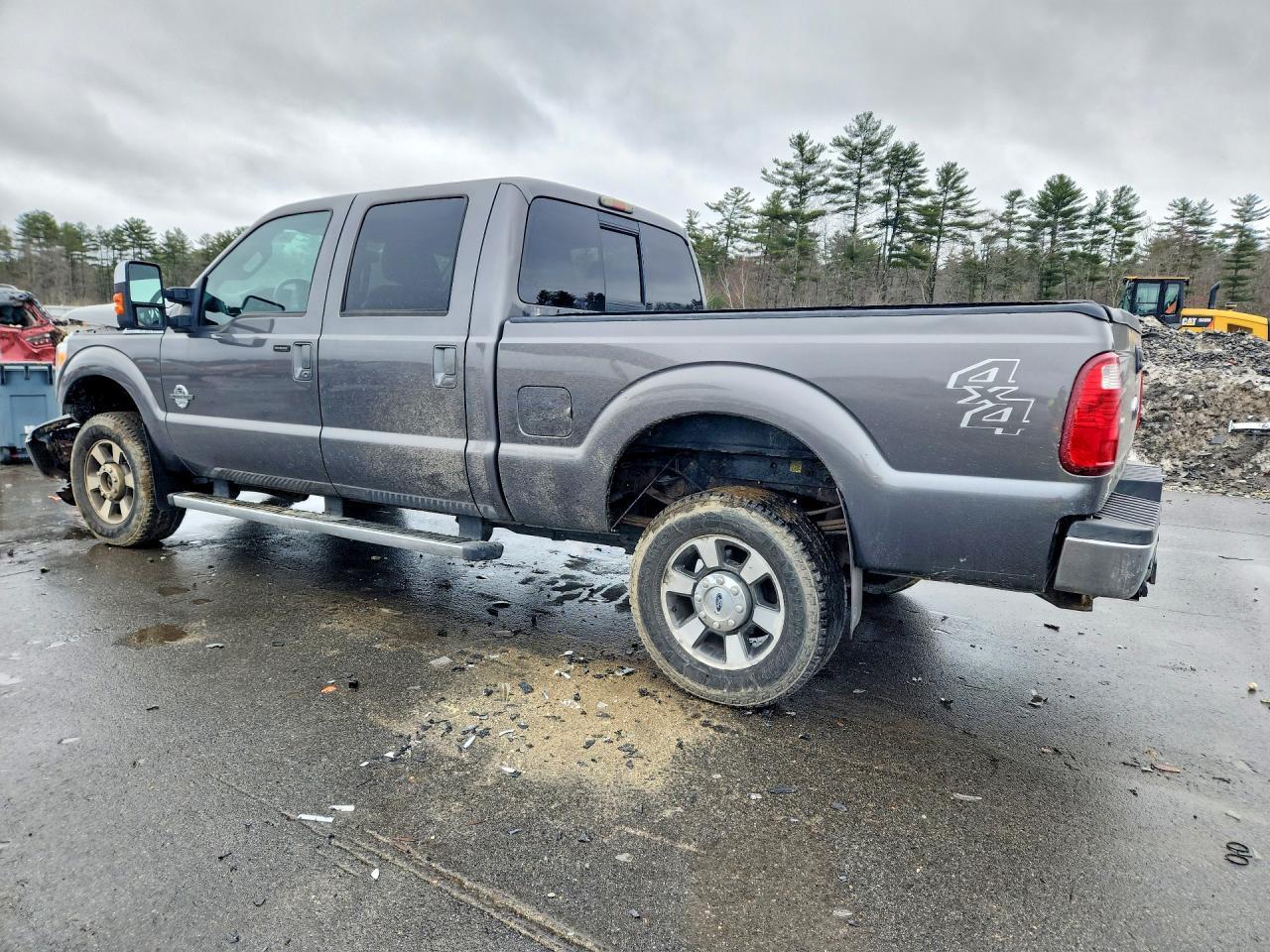 2011 Ford F350 Super Duty - Фото 2