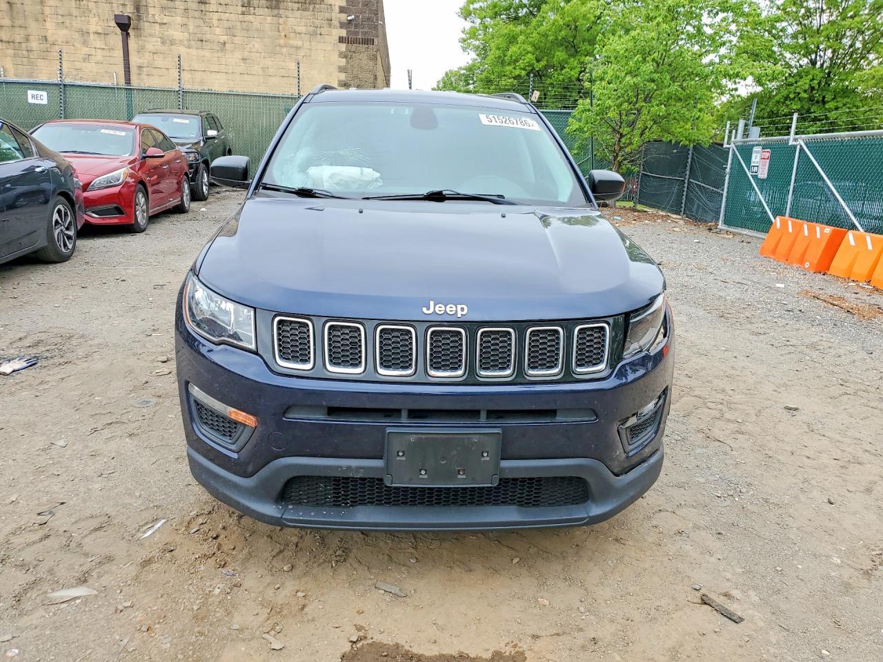 2017 Jeep Compass Sport - Фото 5
