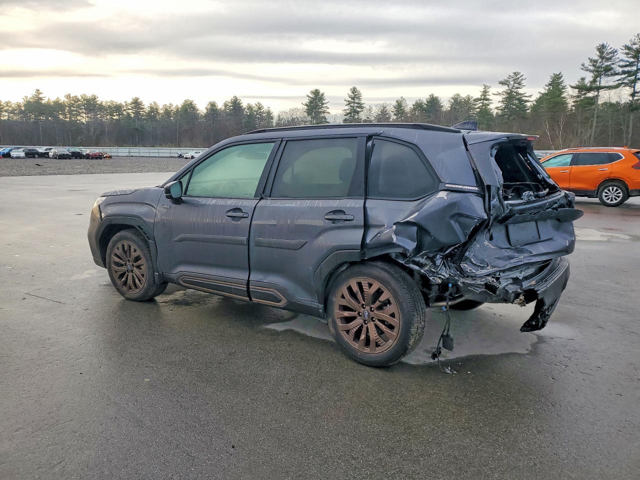2025 Subaru Forester Sport - Image 2
