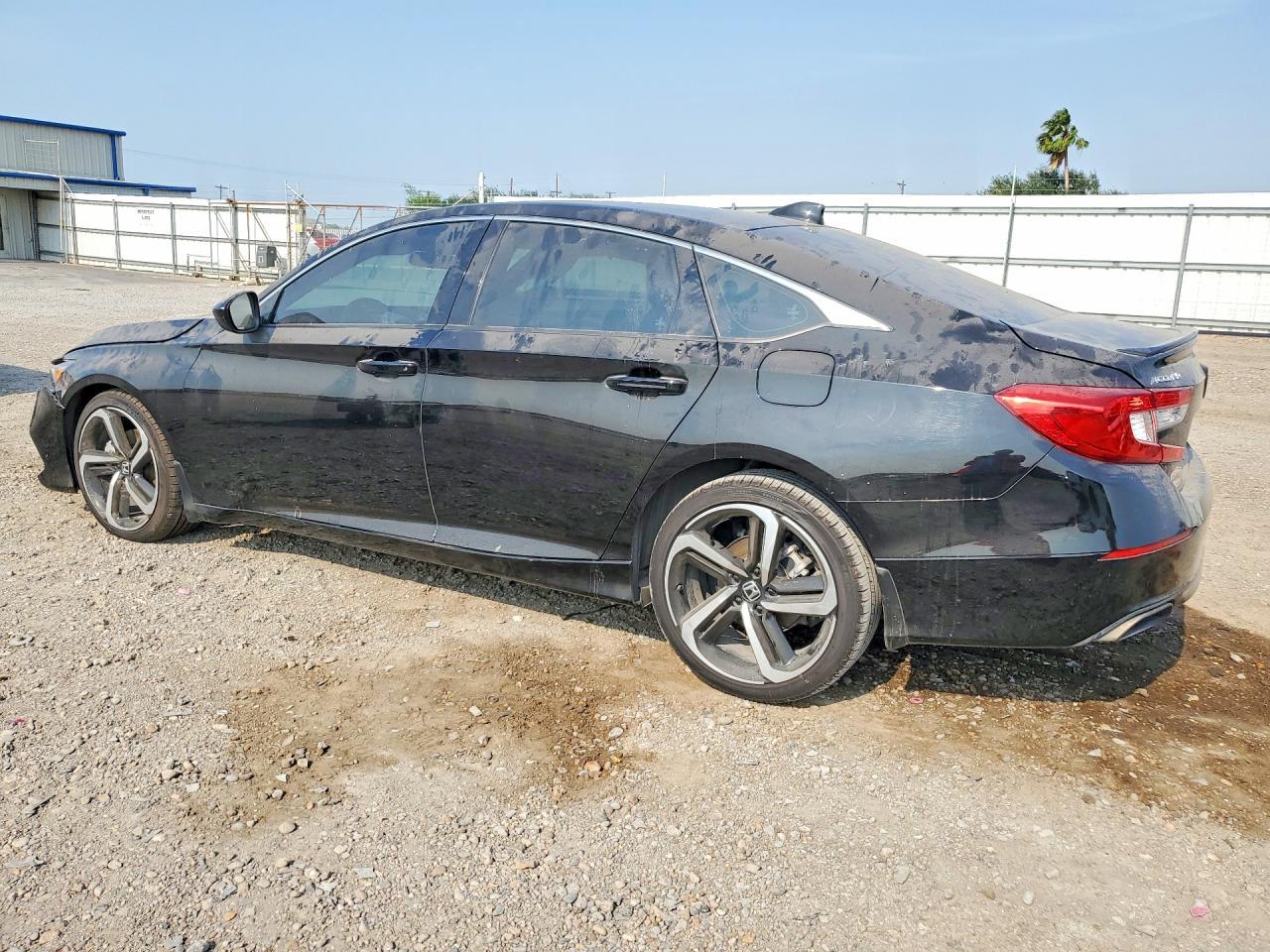 2022 Honda Accord Sport - Image 2