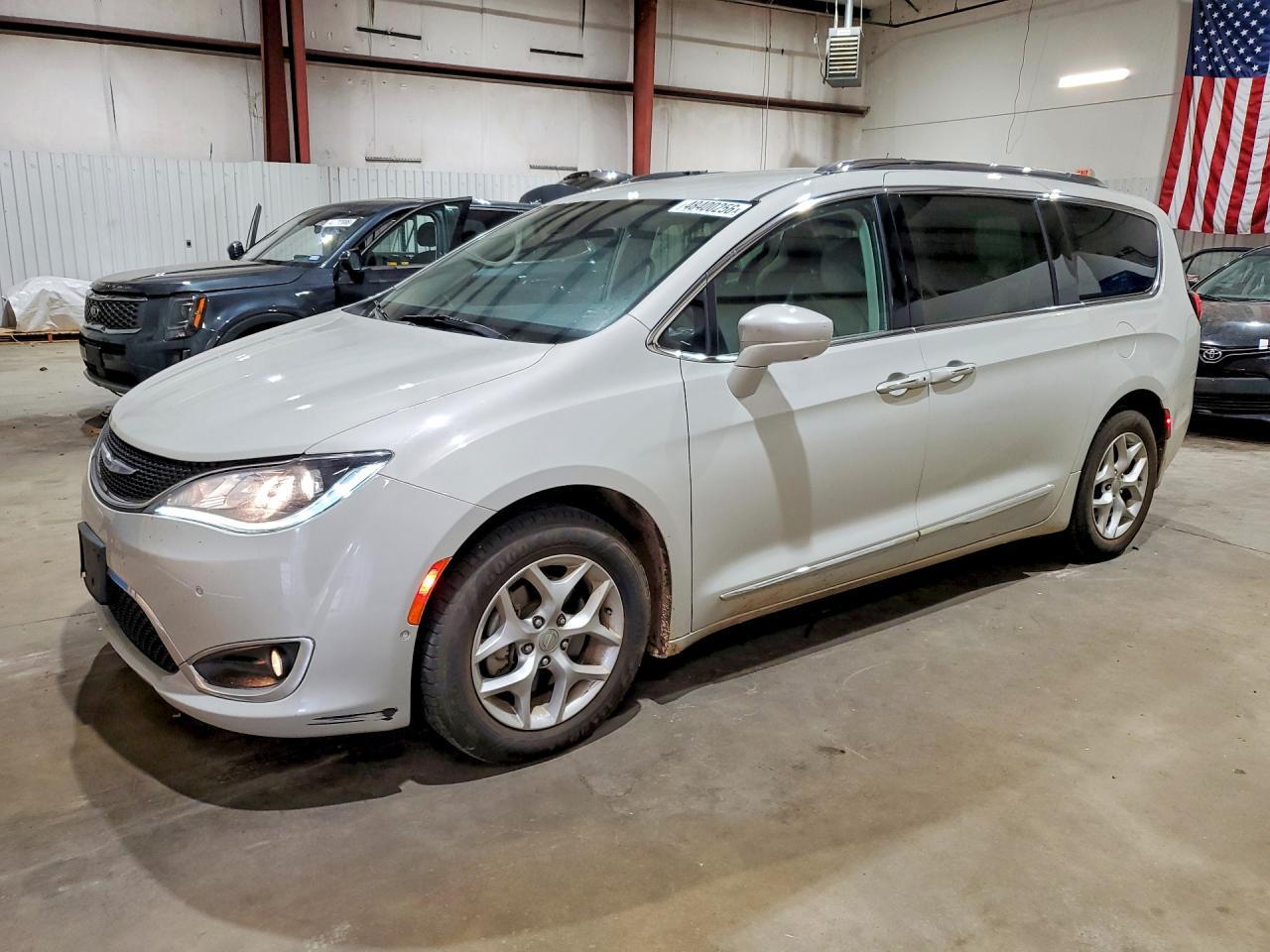 2019 Chrysler Pacifica Touring L