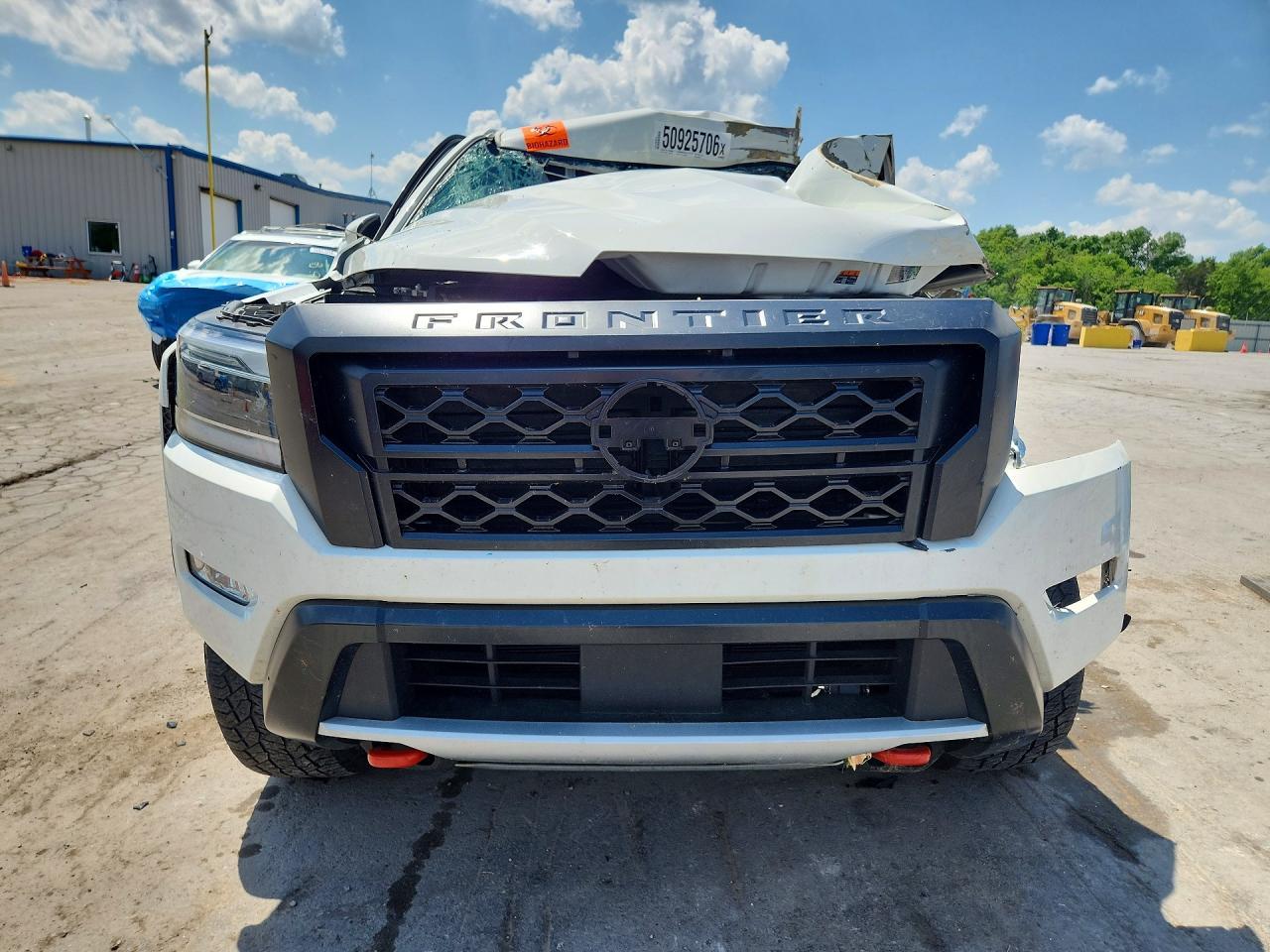 2024 Nissan Frontier Pro-4X - Image 5