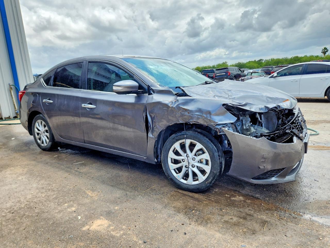 2019 Nissan Sentra Sl - Image 4