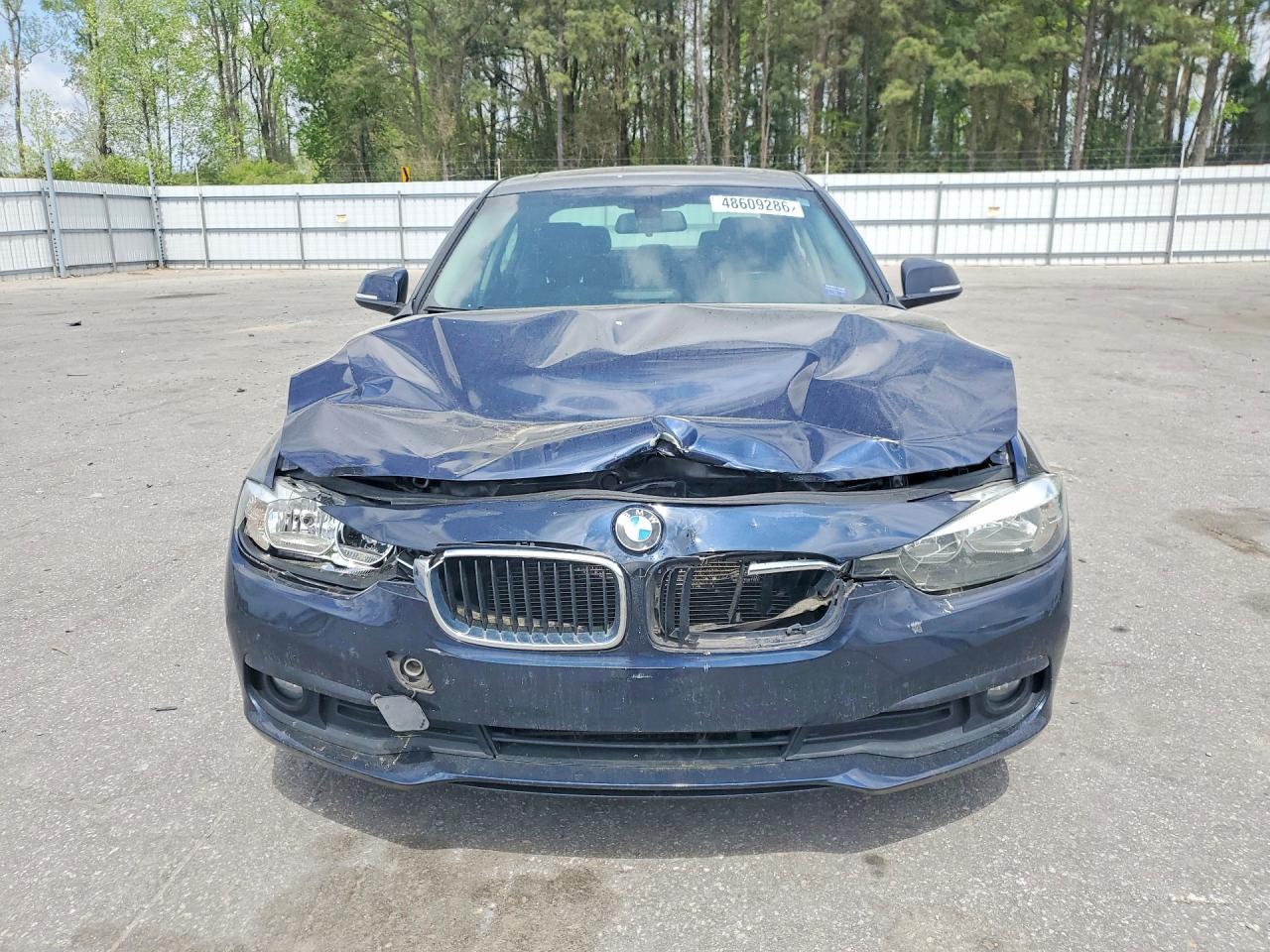 2016 BMW 320 I - Image 5