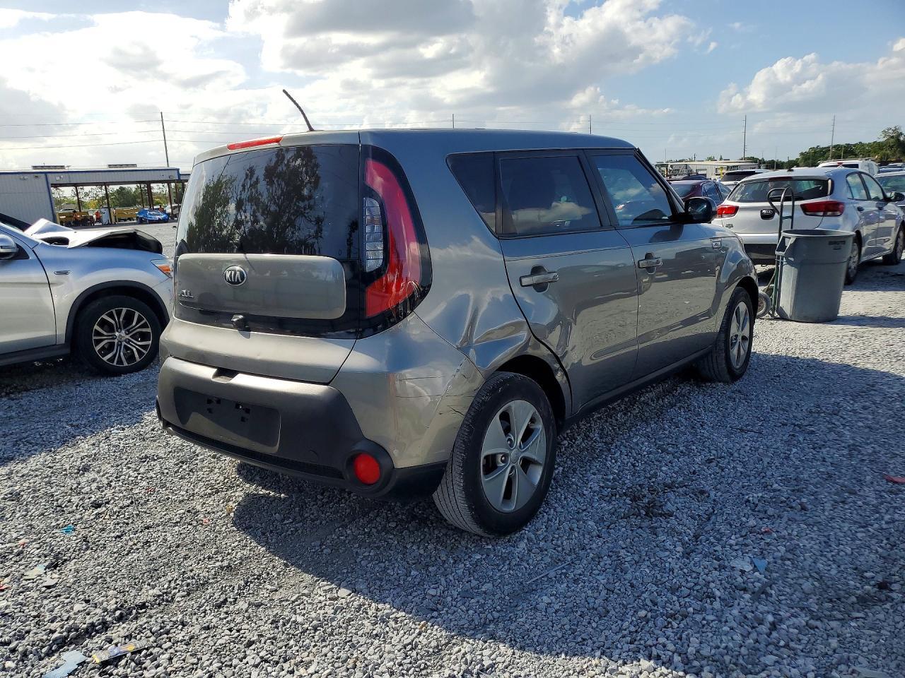 2015 Kia Soul Base - Фото 3