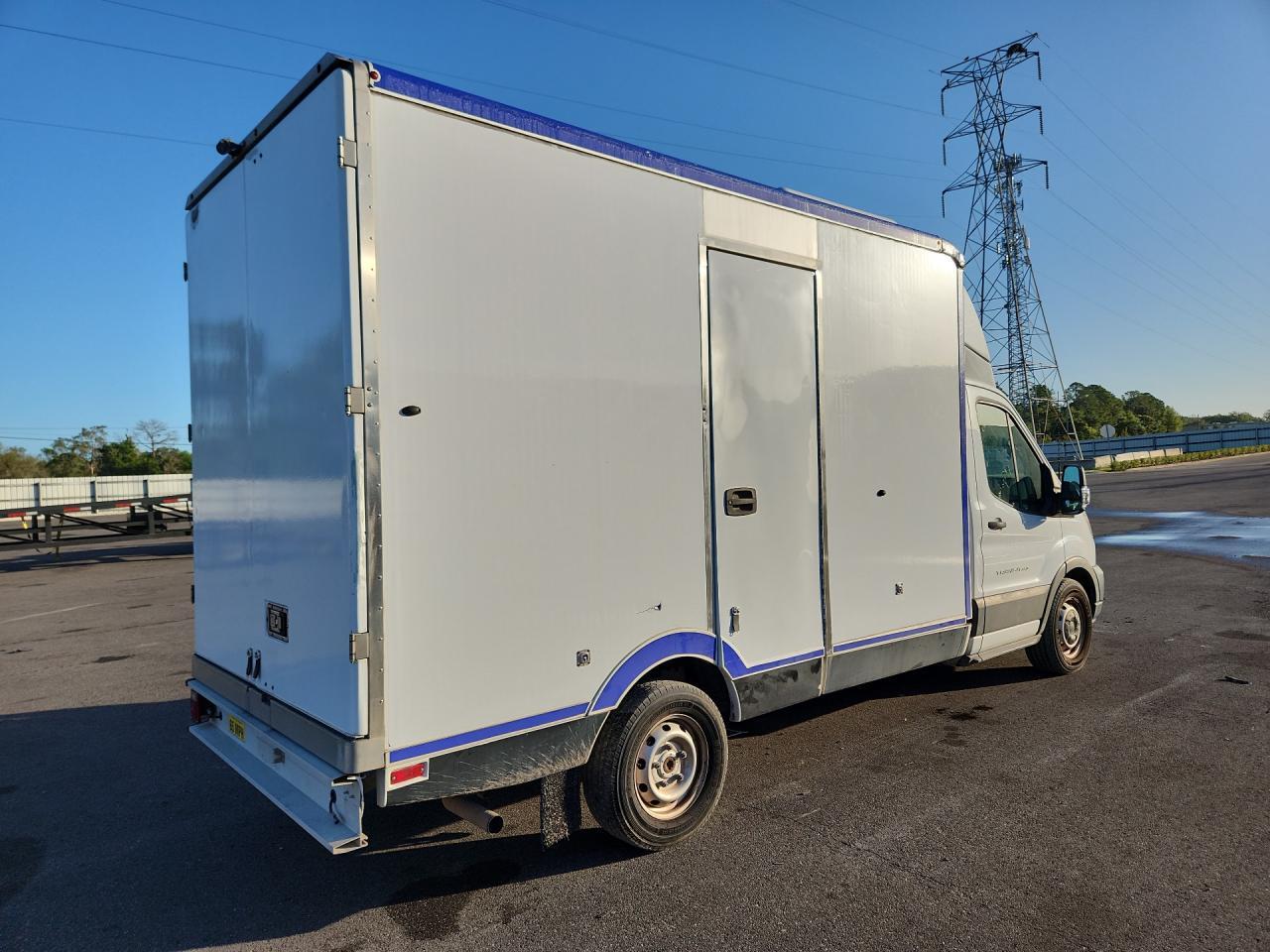 2021 Ford Transit T-350 Hd Refrigerated Truck - Фото 3