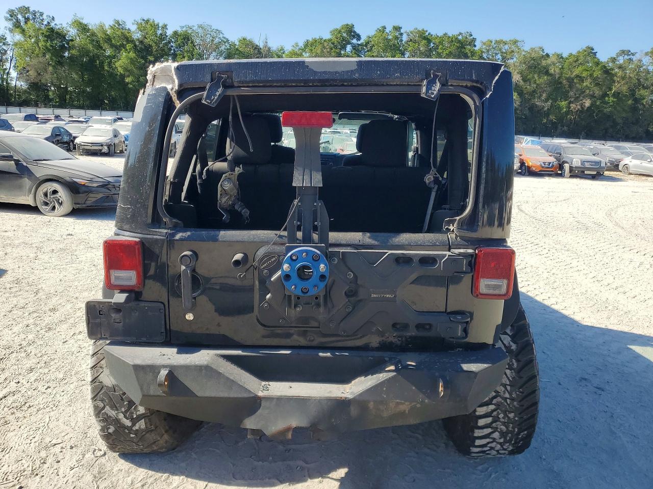 2012 Jeep Wrangler Unlimited Rubicon - Фото 6