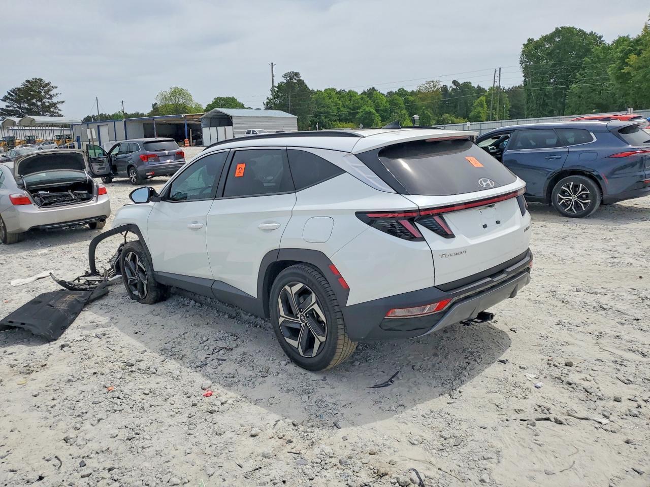 2022 Hyundai Tucson Limited - Image 2