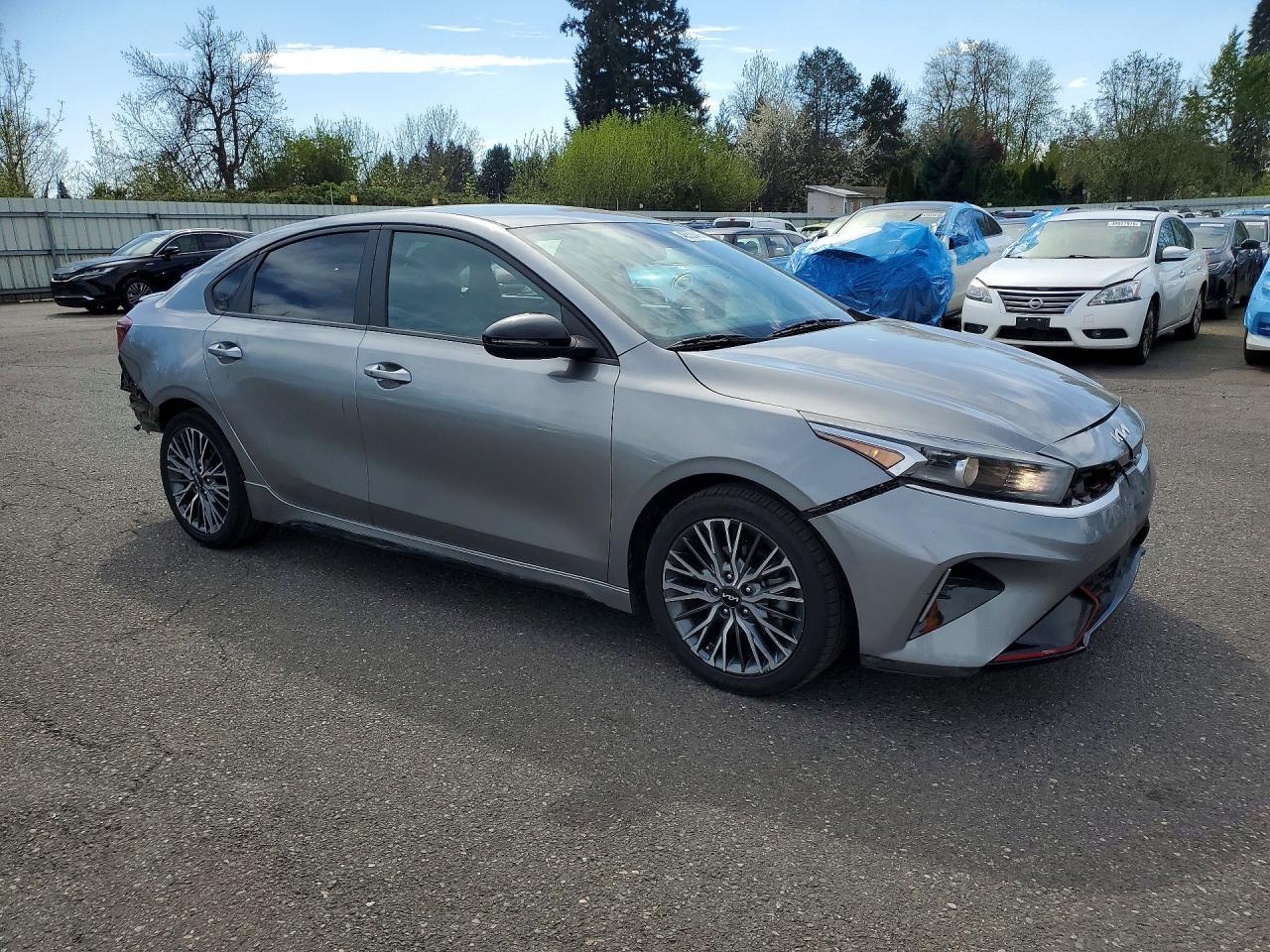2022 Kia Forte Gt Line - Фото 4