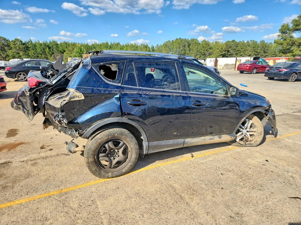 2018 Toyota Rav4 Le - Фото 3
