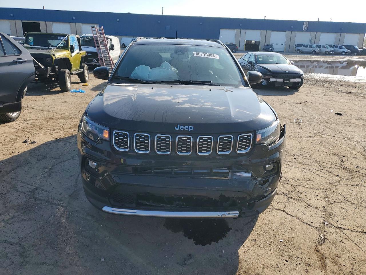 2024 Jeep Compass Limited - Image 5
