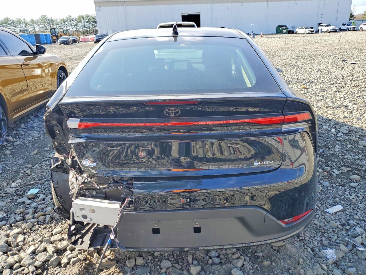 2025 Toyota Prius - Фото 6