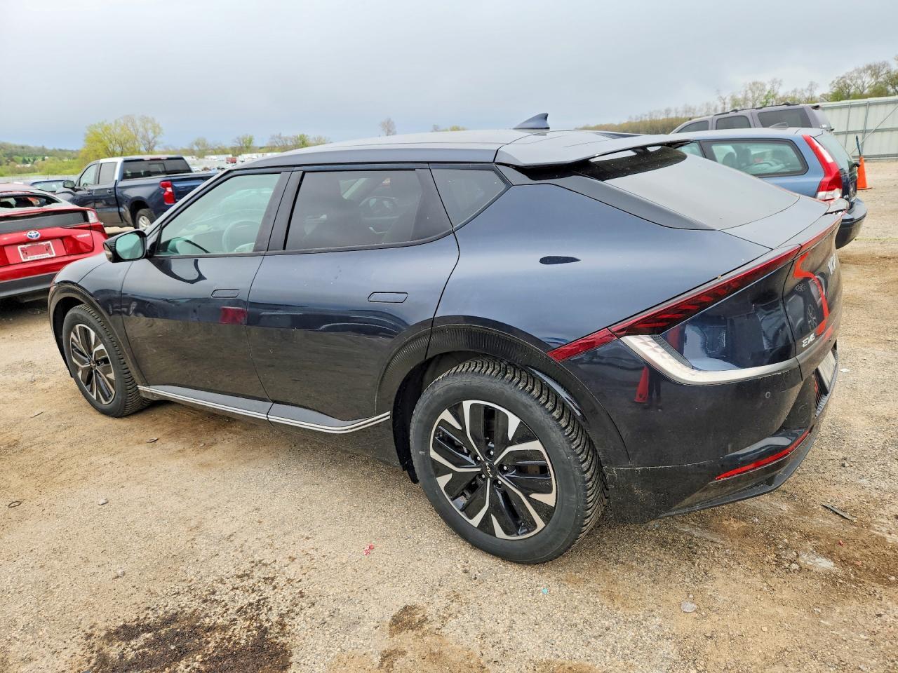 2022 Kia Ev6 Wind - Фото 2