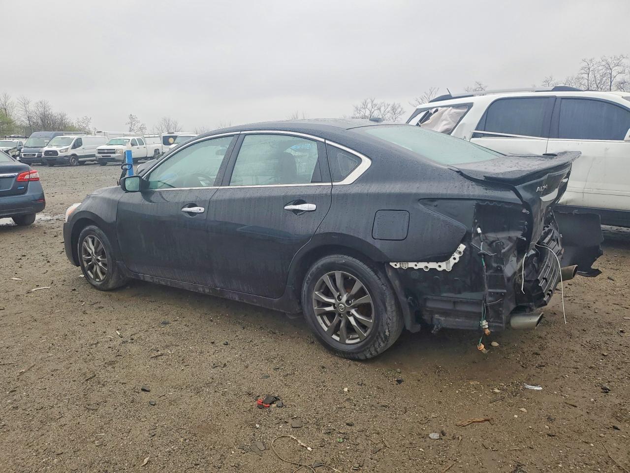 2015 Nissan Altima 2.5 S - Image 2