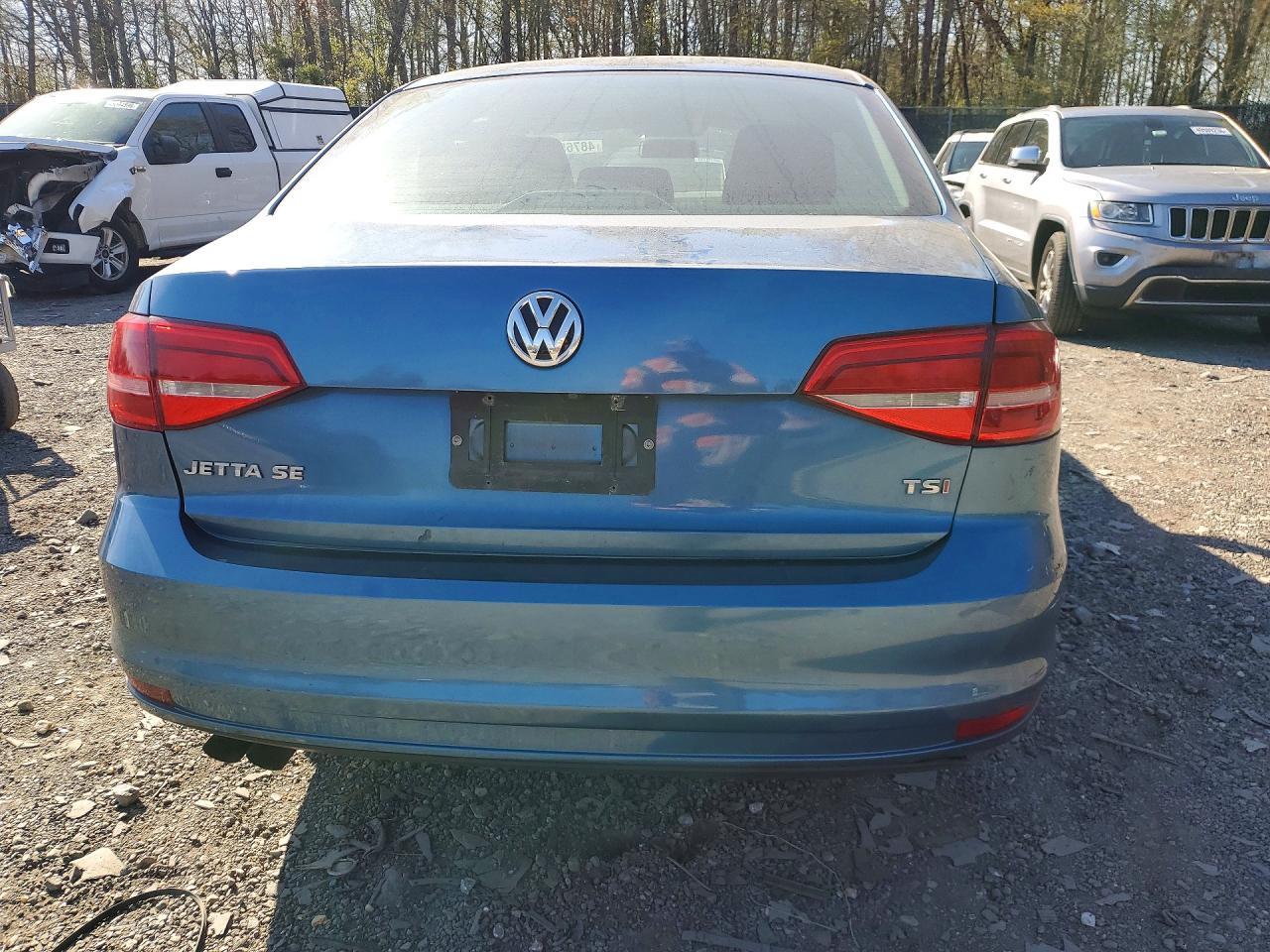 2018 Volkswagen Jetta S - Image 6