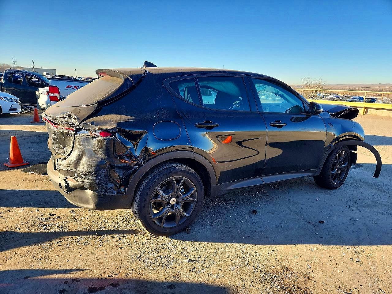 2025 Dodge Hornet Gt - Image 3