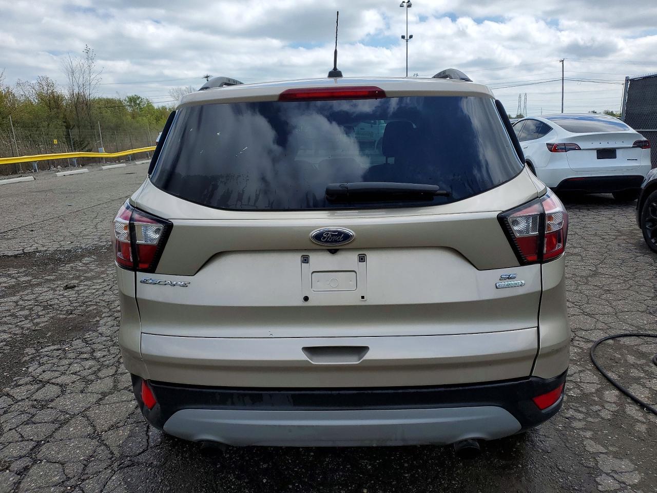 2018 Ford Escape Se - Image 6