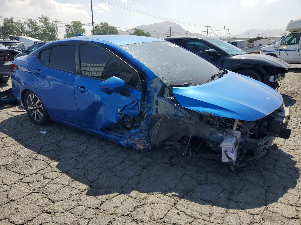 2021 Nissan Versa Sv - Image 4