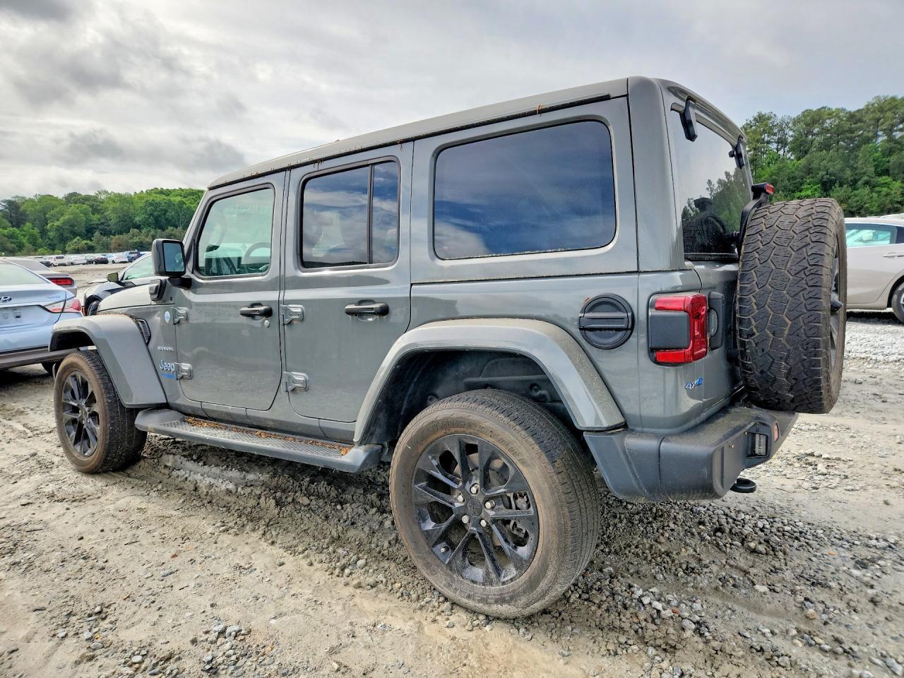 2021 Jeep Wrangler Unlimited Sahara 4Xe - Фото 2
