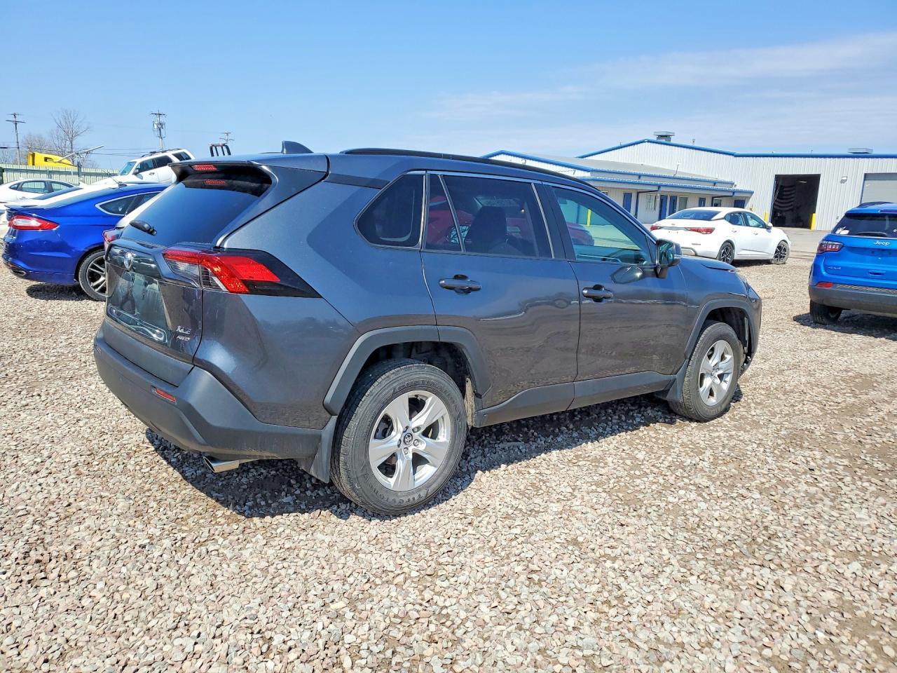 2021 Toyota Rav4 Xle - Фото 3