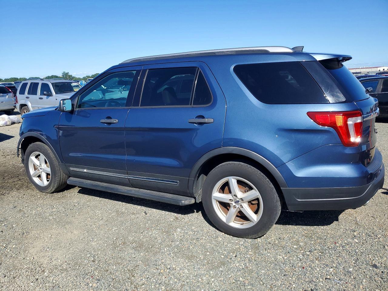 2018 Ford Explorer - Фото 2