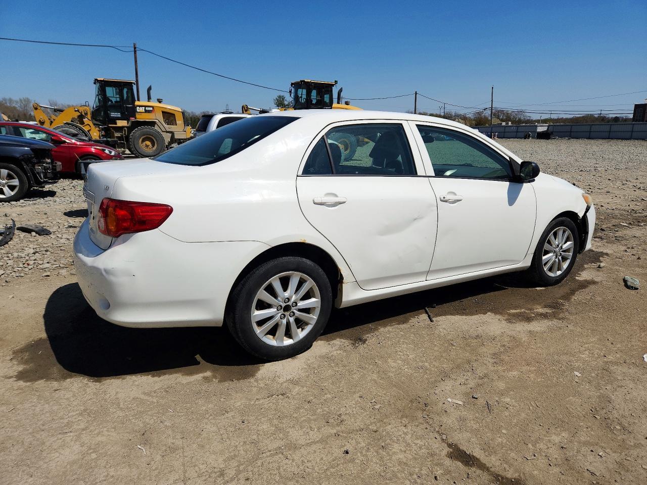 2009 Toyota Corolla Le - Фото 3