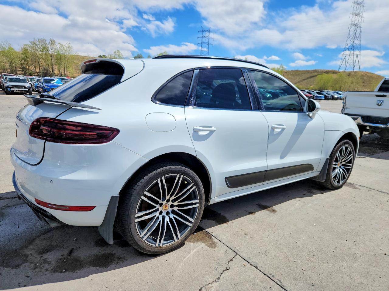 2017 Porsche Macan Turbo - Фото 3