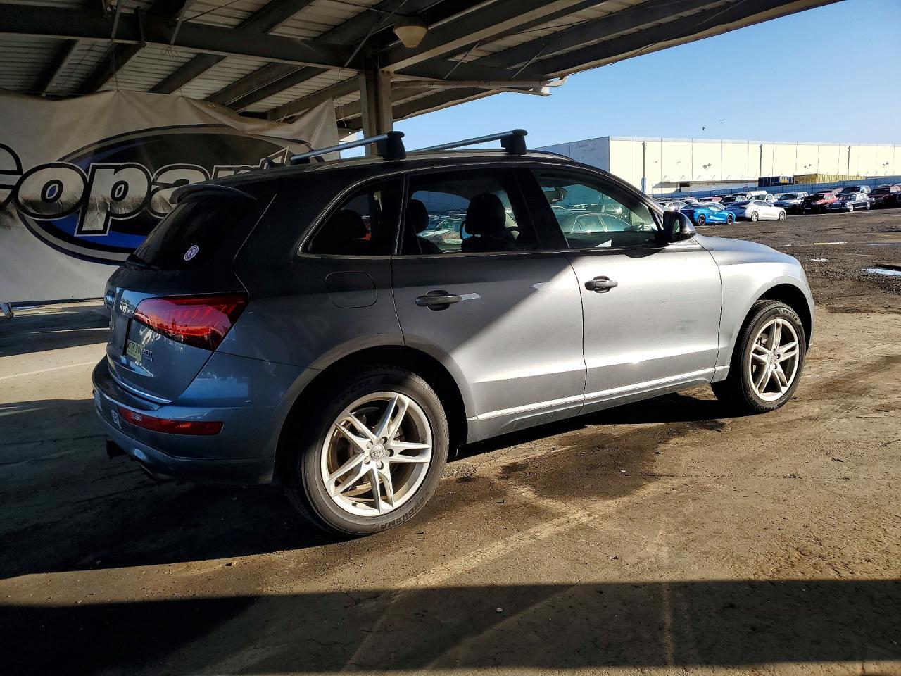 2015 Audi Q5 Premium Plus - Image 3