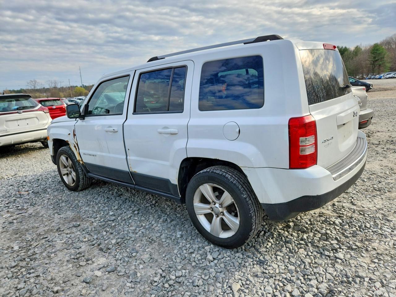 2014 Jeep Patriot - Фото 2