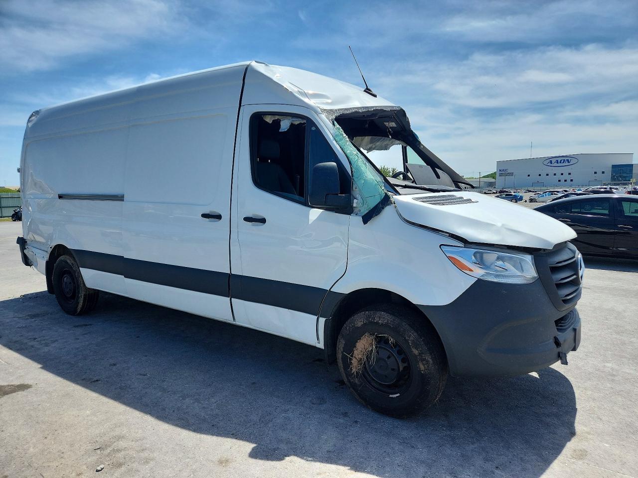 2023 Mercedes-Benz Sprinter 2500 Delivery Van - Фото 4