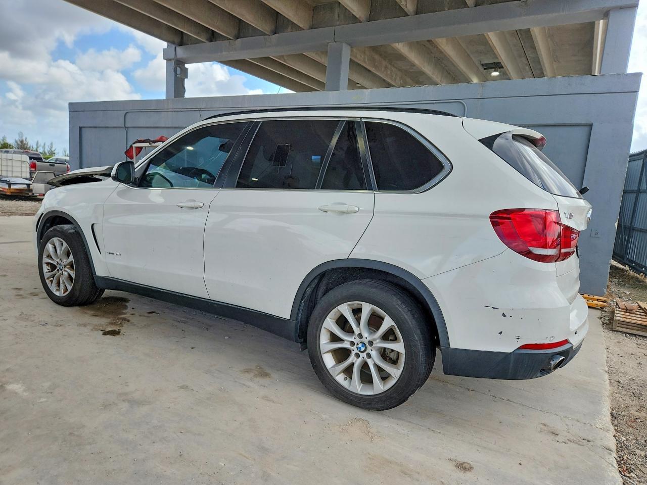 2016 BMW X5 Sdrive35I - Фото 2