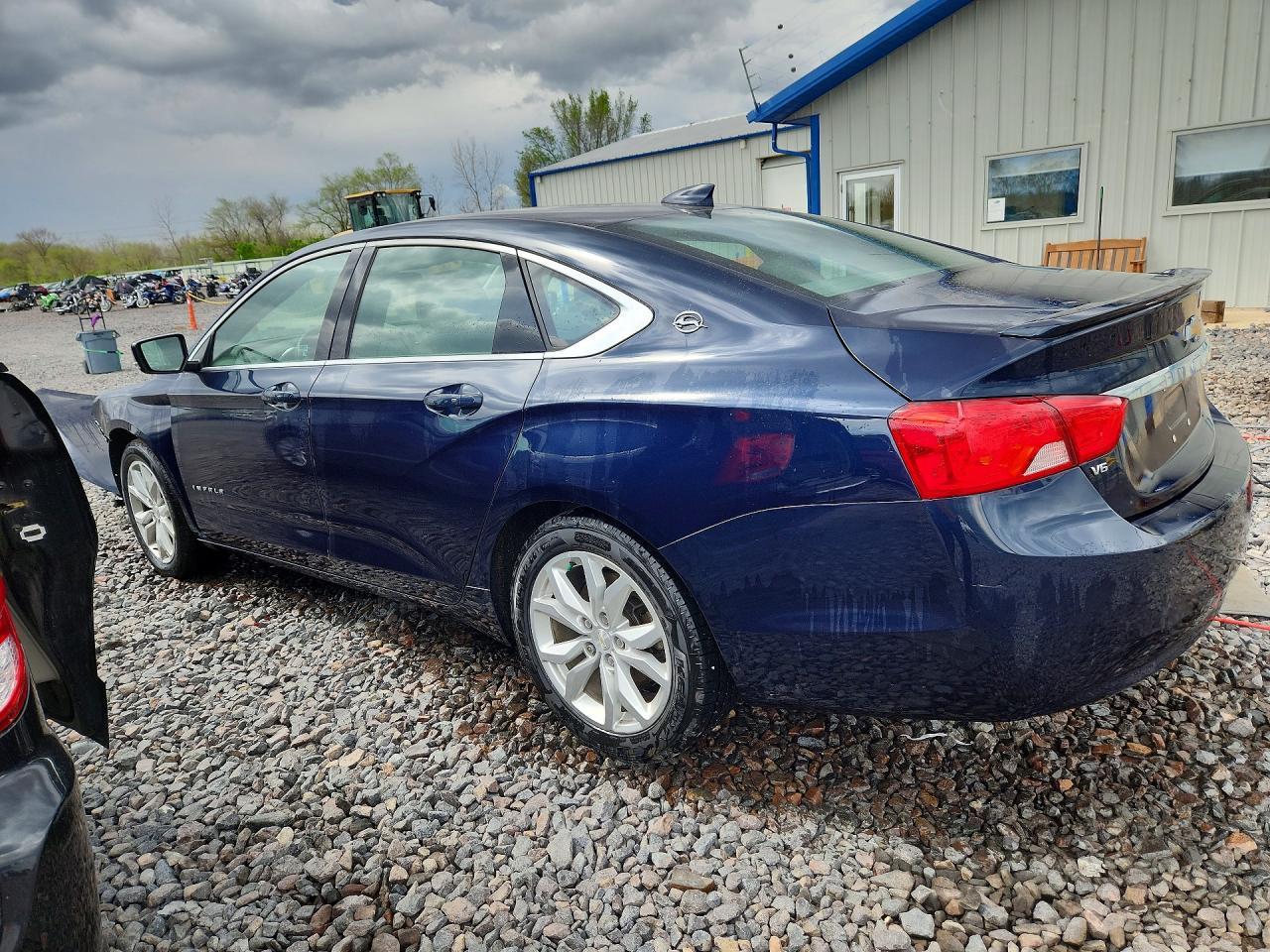 2019 Chevrolet Impala Lt - Фото 2