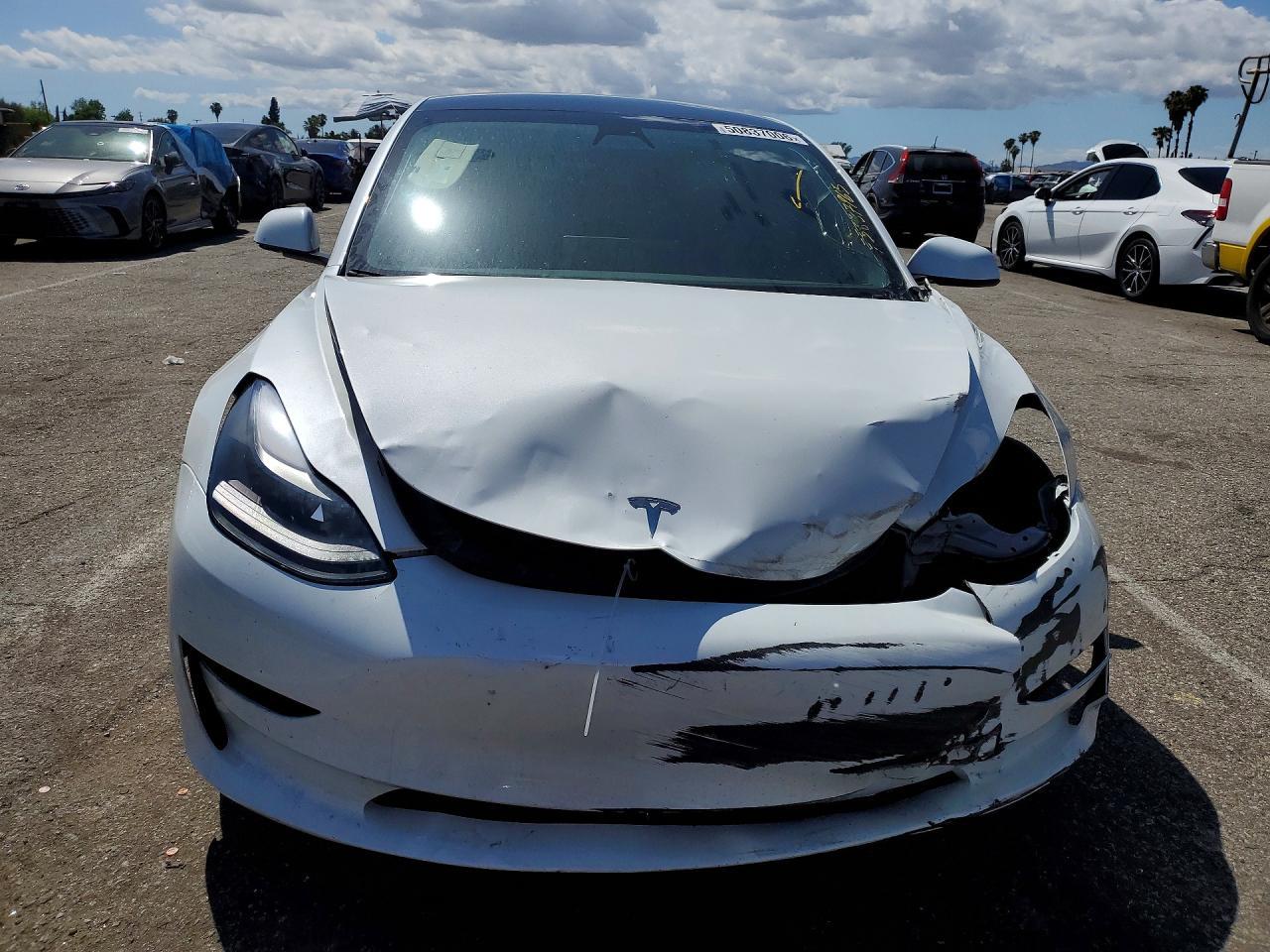 2021 Tesla Model 3 - Фото 5