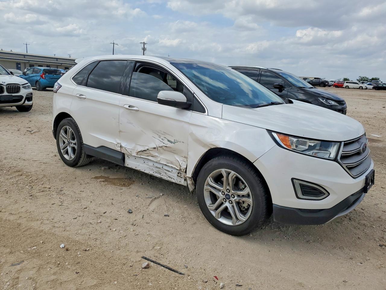 2017 Ford Edge Titanium - Фото 4