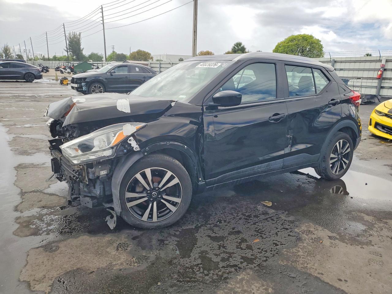 2020 Nissan Kicks Sv