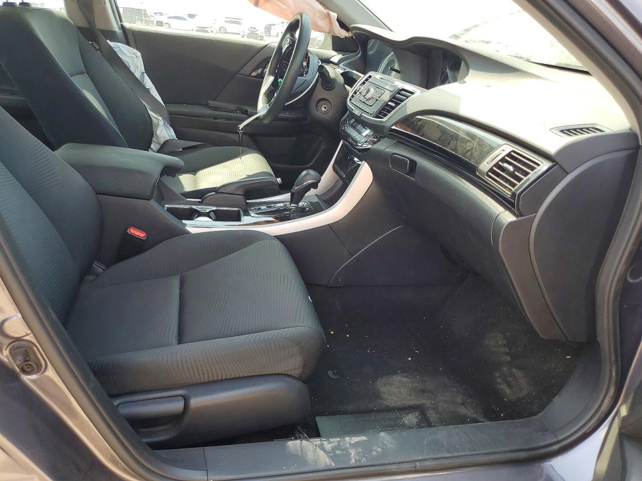 2017 Honda Accord Lx - Image 7