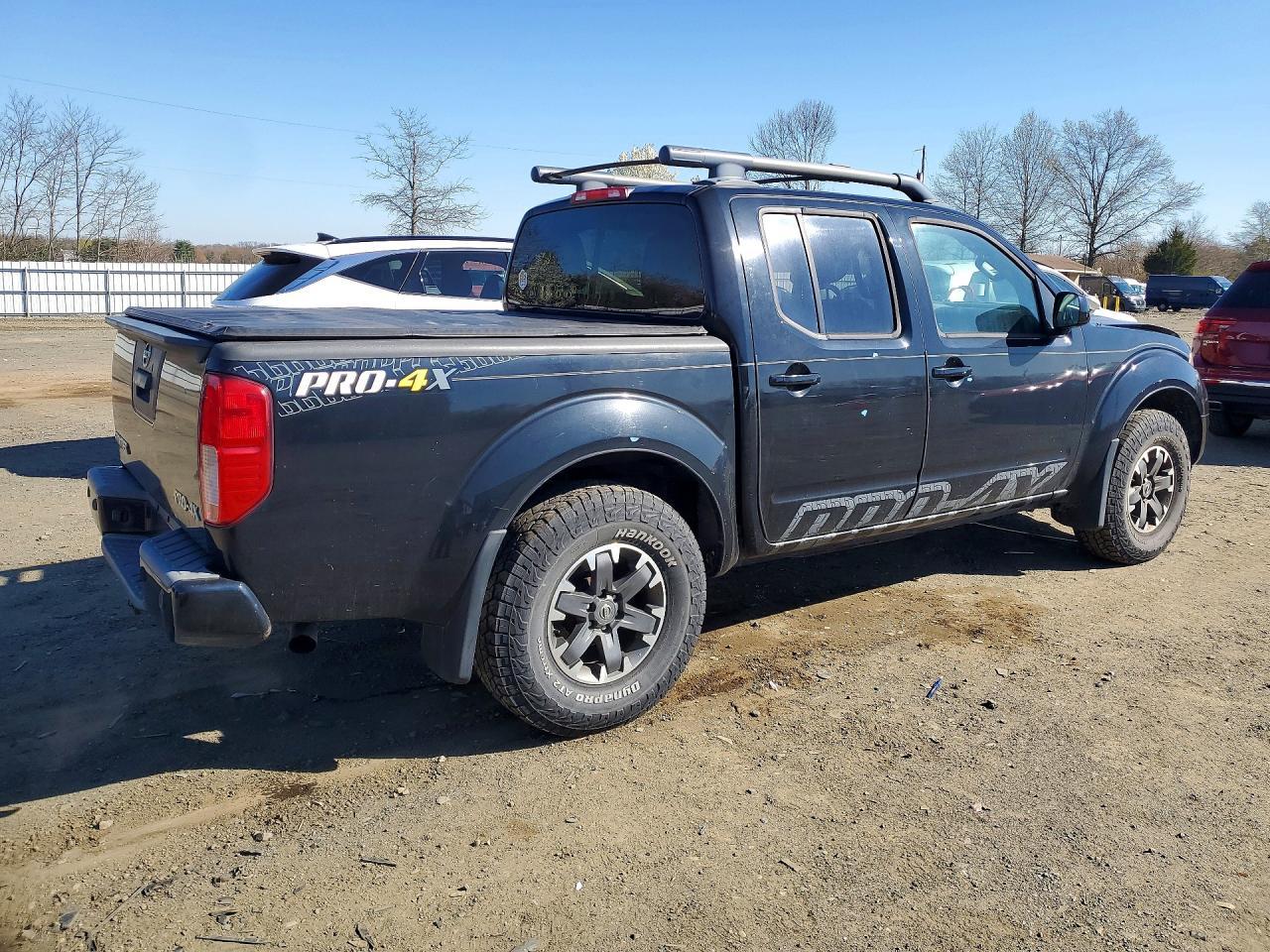 2017 Nissan Frontier Pro-4X - Image 3