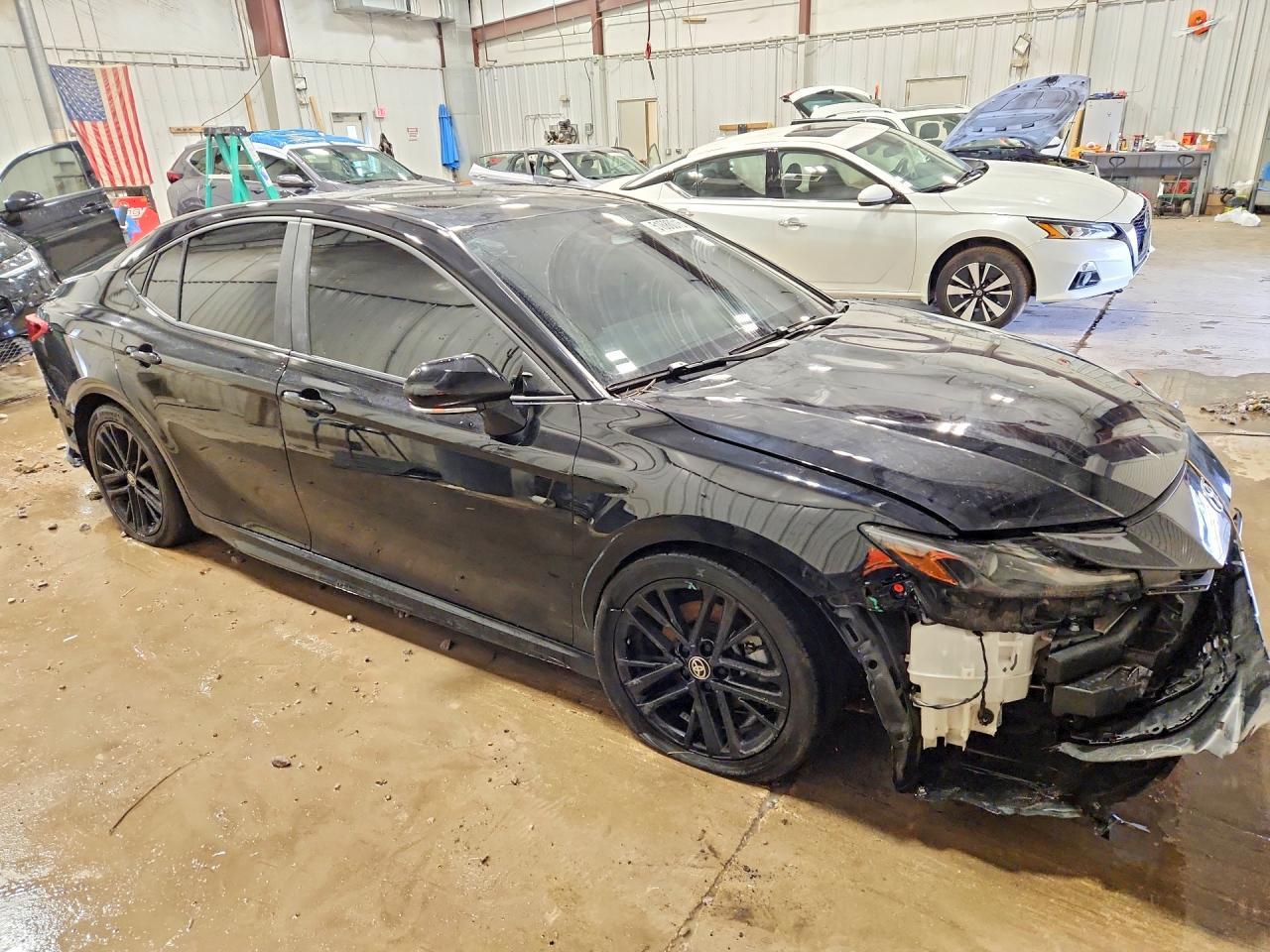 2025 Toyota Camry Se - Фото 4