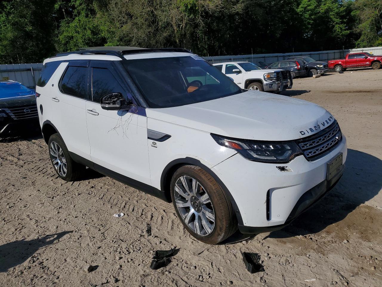 2018 Land Rover Discovery Hse Luxury - Image 4