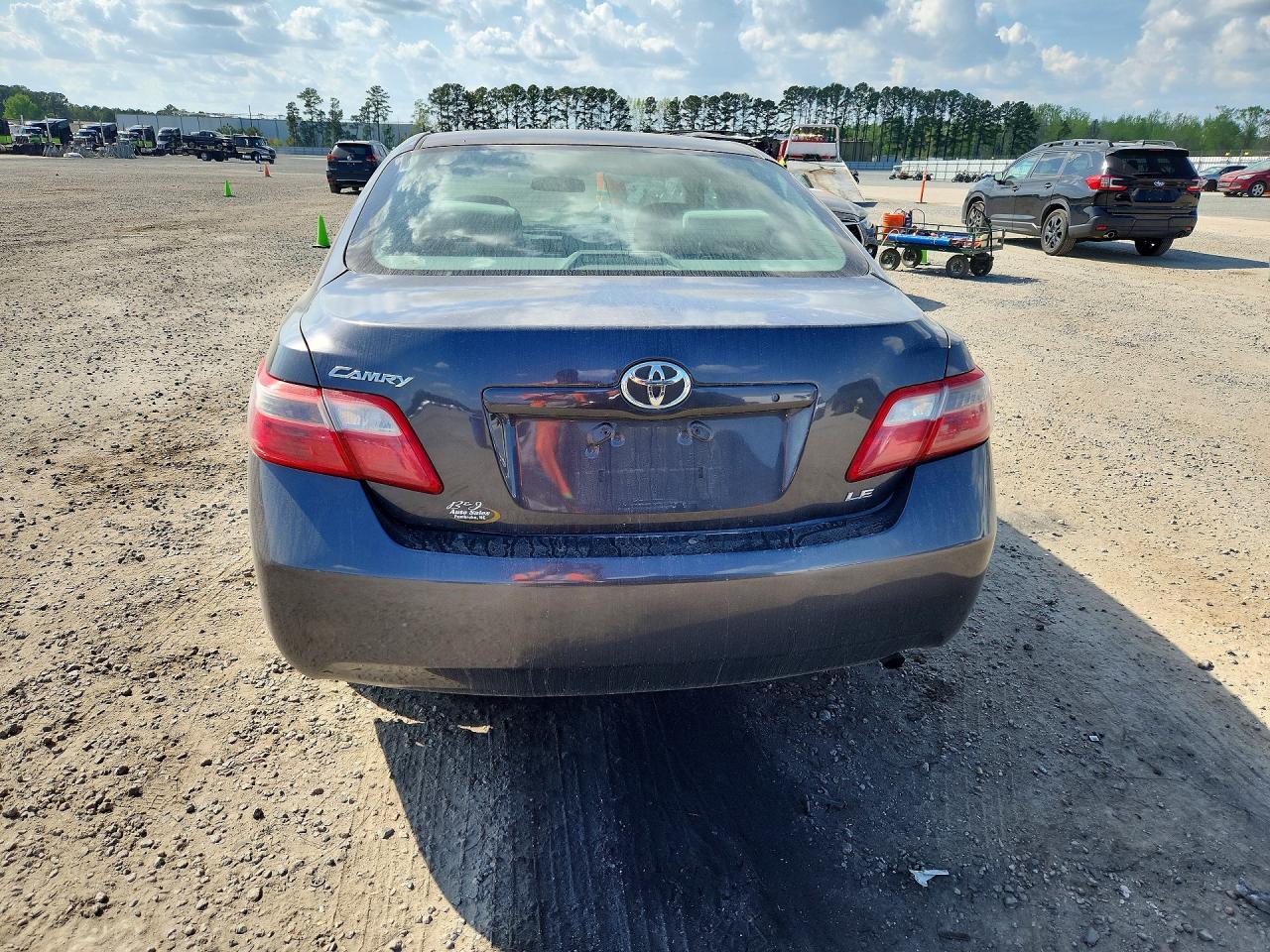 2007 Toyota Camry Le - Image 6