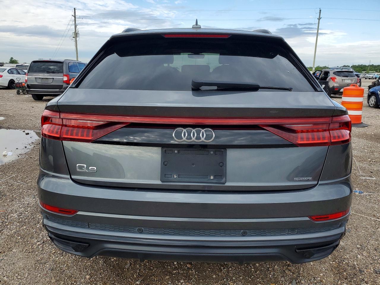 2019 Audi Q8 Premium Plus S-Line - Image 6
