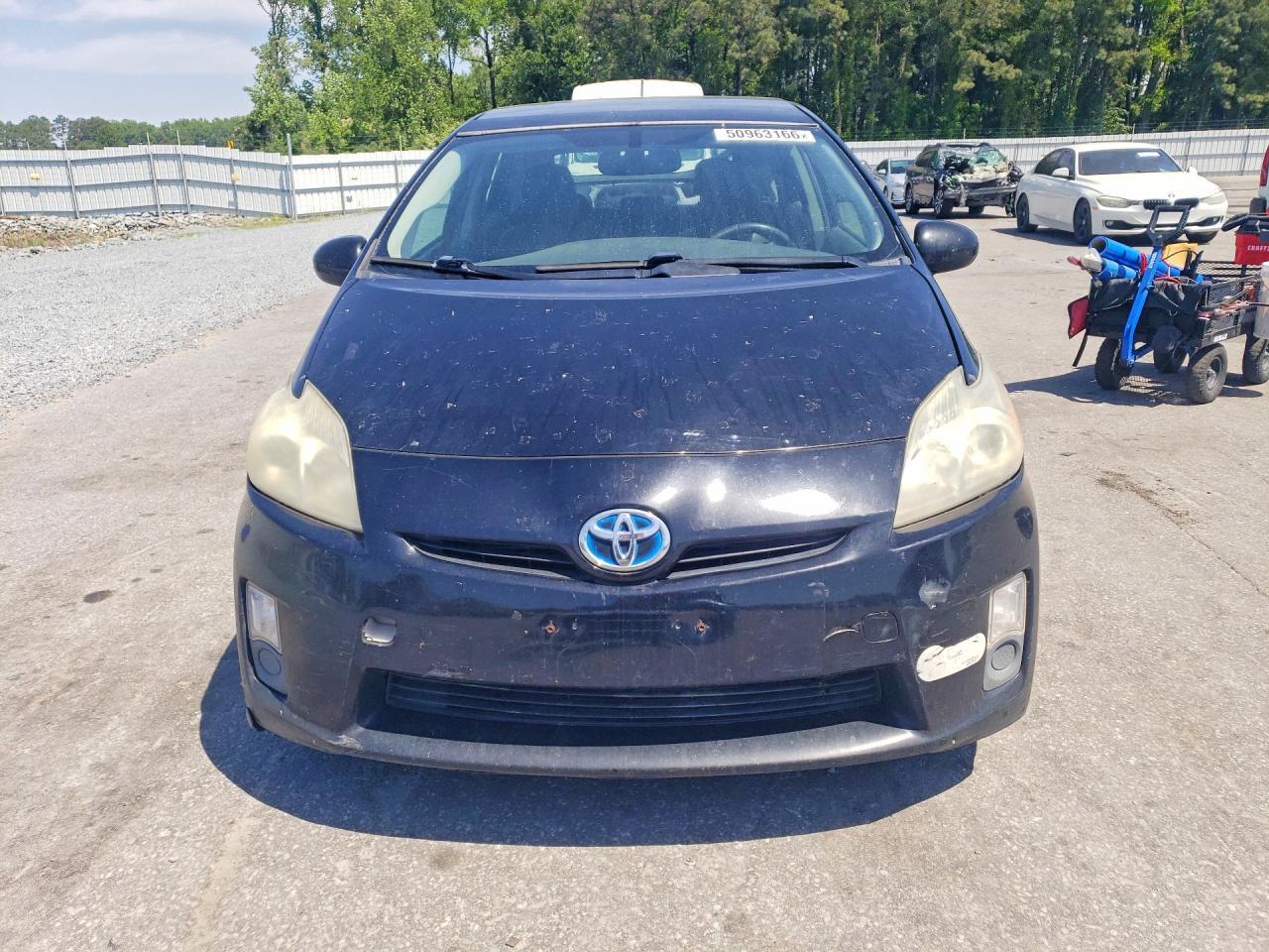 2011 Toyota Prius Four - Image 5