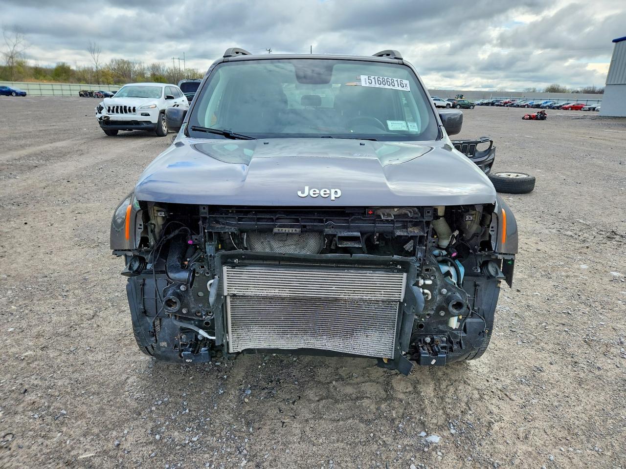 2019 Jeep Renegade Latitude - Image 5
